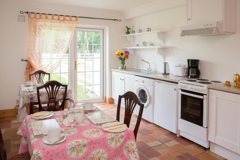 Shannon Breeze B&B Killaloe Buitenkant foto